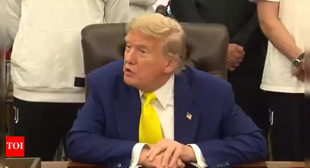 Trump Admin Sumia Los Angeles: los federales acusan al alcalde de bloquear el hielo, alimentando disturbios; Políticas objetivo de ‚ciudad santuario‘