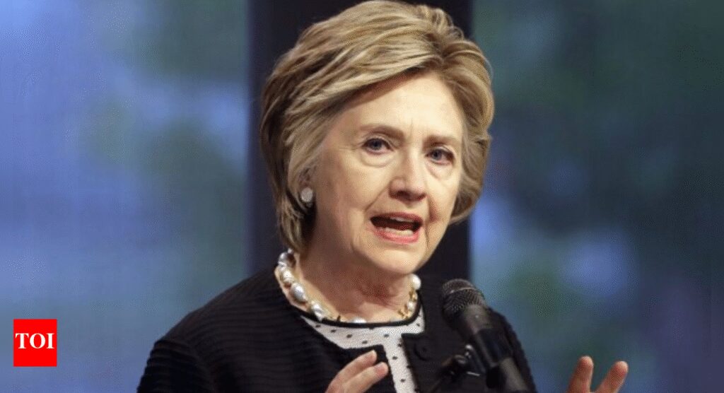 WECHSENSPRÜFUNG 2016: Clinton genehmigte den Plan von 2016, Trump an Russland zu binden. zielte darauf ab, Trump zu „schmieren“