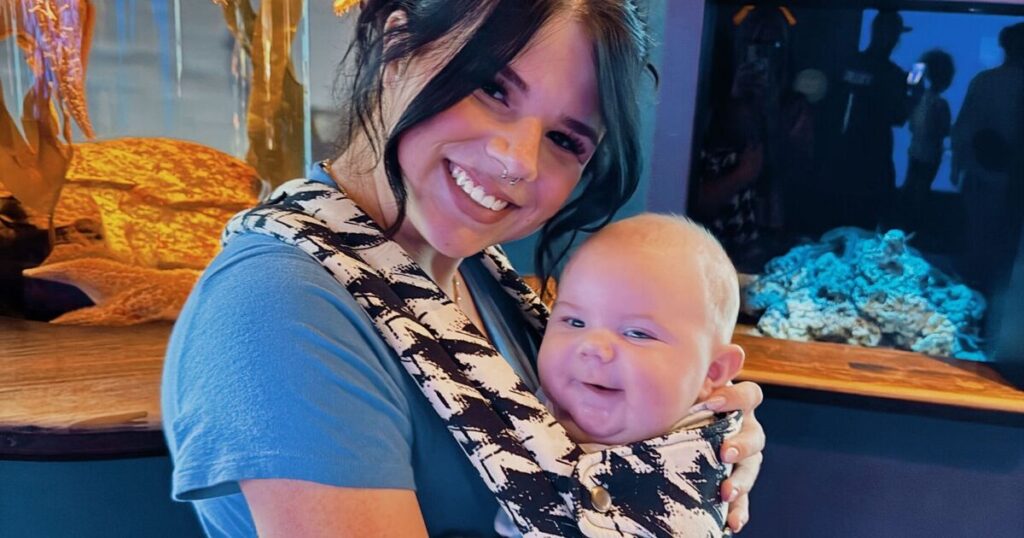 Mama traf sich mit Gegenreaktionen als „vollkommen gesundes“ vier Monate alte wiegt 22 Pfund | Welt | Nachricht Mama traf sich mit Gegenreaktionen als „vollkommen gesundes“ vier Monate alte wiegt 22 Pfund | Welt | Nachricht