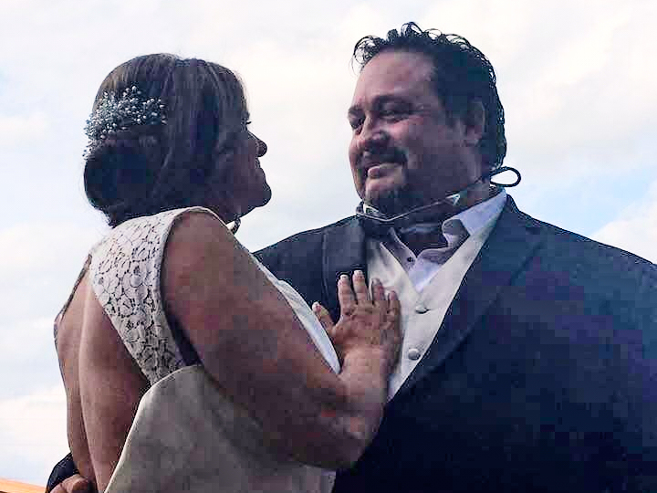 Der Tod des Mannes von Alabama wird als Mord regiert, nachdem die Polizei am Hals gekniet Der Tod des Mannes von Alabama wird als Mord regiert, nachdem die Polizei am Hals gekniet