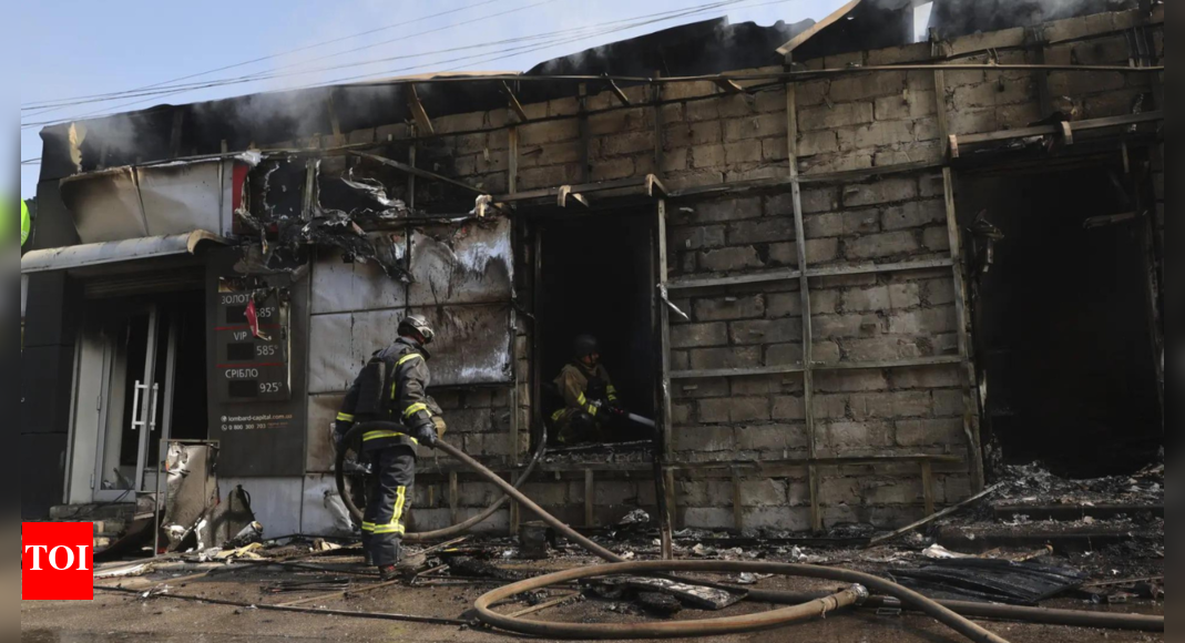 Laut russischer Militärchef Nonstop Offensive durchführen Laut russischer Militärchef Nonstop Offensive durchführen