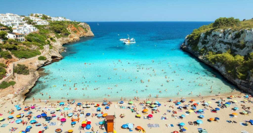 Panik in Majorca als Skint ‚Diesel -Touristen, die Chaos auf der Insel anregen | Welt | Nachricht