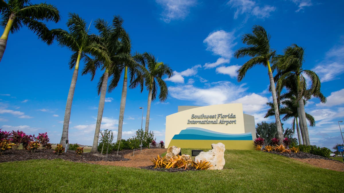 Welche kommerziellen Fluggesellschaften fliegen in RSW in Fort Myers, Florida, in und aus RSW?
