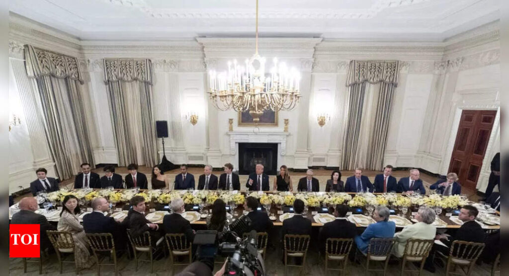 Donald Trumps High-IQ-Gruppe: Wie viele Tech-Giganten des indischen Ursachen waren beim Trumps Abendessen des Weißen Hauses-Namen und Profile | Weltnachrichten