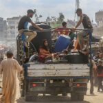 Wahnsinnige Moment Migranten Geschwindigkeit nach Europa auf 3.600 Pfund Jetski aus Afrika | Welt | Nachricht