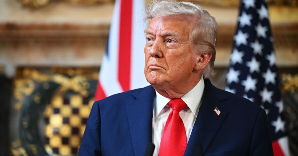 Trump setzt Truppen ein, um von der Demokraten geführte Stadt „in den inländischen Terroristen“ in Angriff zu nehmen | Welt | Nachricht