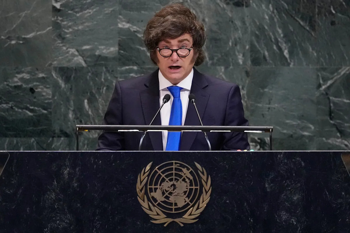 Donald Trump und seine Handlungen, wie von Führern aus der ganzen Welt gesehen Donald Trump und seine Handlungen, wie von Führern aus der ganzen Welt gesehen