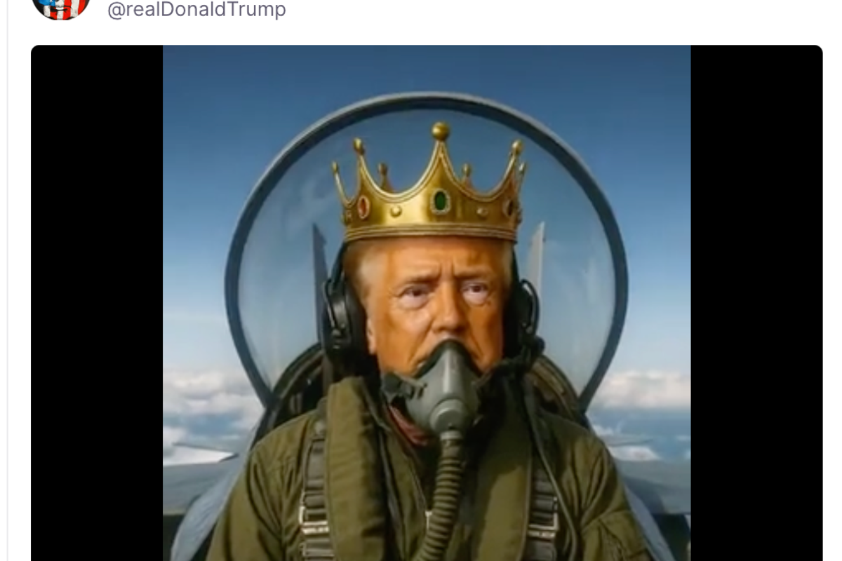 Trump veröffentlicht ein KI-Video, in dem er einen KING TRUMP-Jet fliegt und Demonstranten mit brauner Flüssigkeit bombardiert Trump veröffentlicht ein KI-Video, in dem er einen KING TRUMP-Jet fliegt und Demonstranten mit brauner Flüssigkeit bombardiert