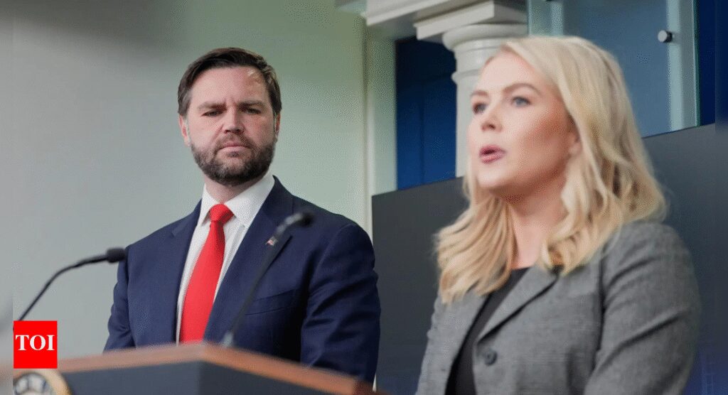 „Entlassungen stehen unmittelbar“: Das Weiße Haus beschuldigt Demokraten für Entlassungen des Bundes; sagt, es könnte „sehr bald“ passieren | Weltnachrichten