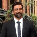 „Ich liebe Hamas … Entschuldigung, Hummus“: Die israelische Satiresendung verspottet Zohran Mamdanis Botschaft an Juden in einem Sketch im SNL-Stil