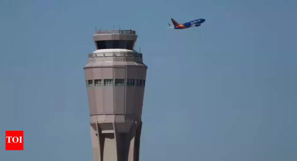 US-Shutdown: Die Trump-Regierung will die Flugkapazität in 40 „Volumenmärkten“ um 10 % kürzen US-Shutdown: Die Trump-Regierung will die Flugkapazität in 40 „Volumenmärkten“ um 10 % kürzen