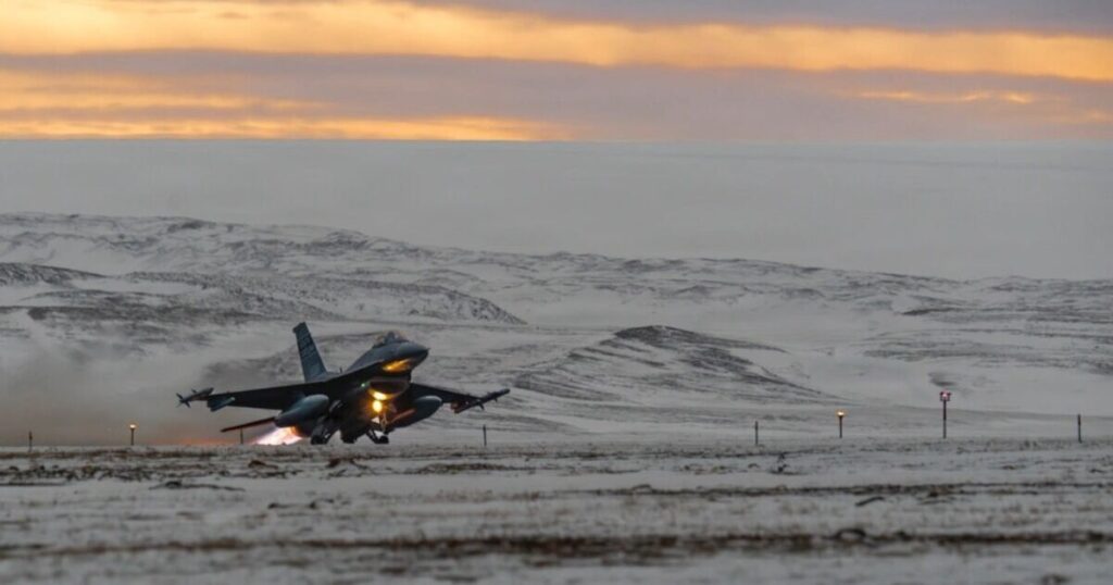 Die USA schicken Kampfflugzeuge über Grönland, während die Spannungen über Trumps Forderungen brodeln | Welt | Nachricht Die USA schicken Kampfflugzeuge über Grönland, während die Spannungen über Trumps Forderungen brodeln | Welt | Nachricht