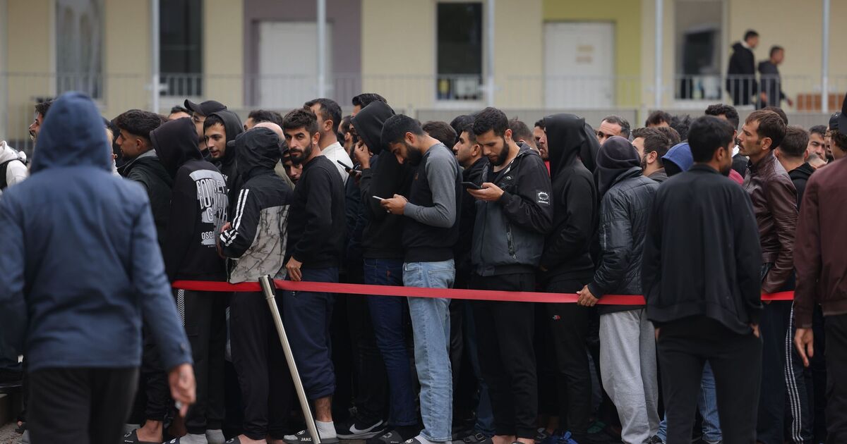 Europäisches Land, das Migranten offen aufgenommen hat, hat es jetzt so satt, dass es sie für die Ausreise bezahlt | Welt | Nachricht Europäisches Land, das Migranten offen aufgenommen hat, hat es jetzt so satt, dass es sie für die Ausreise bezahlt | Welt | Nachricht