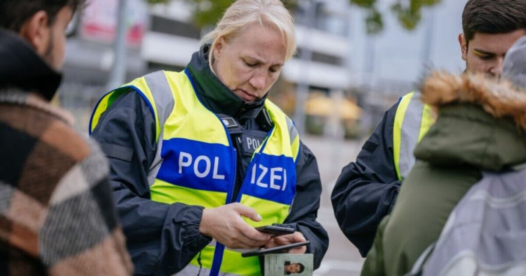 Deutschland wurde gedemütigt, als das Land auf frischer Tat beim „Abladen“ von Migranten ertappt wurde | Welt | Nachricht