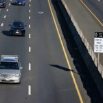 Endlich wurde ein neuer Abschnitt des California Highway 101 eröffnet. Autofahrer sagen, es habe zu einer „vollständigen Katastrophe“ geführt